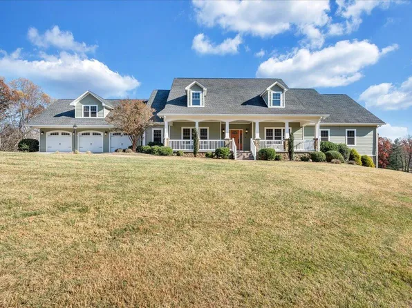 76 Fisher Flora Ln, Boones Mill, VA 24065