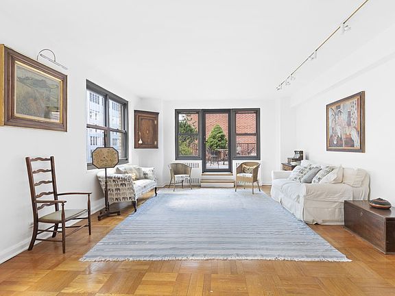3rd image of 135 E 54th St APT 15K