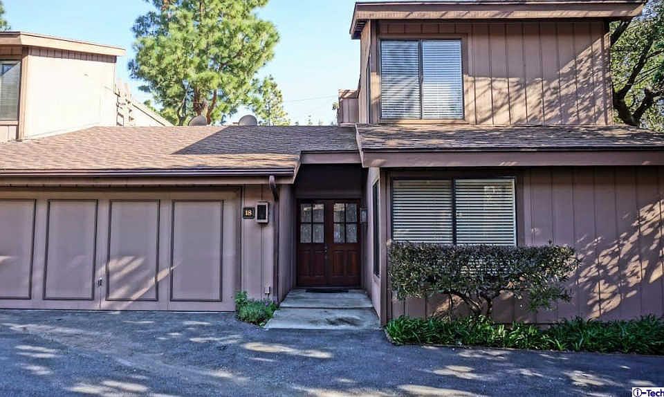 1st image of 18 Northwoods Ln