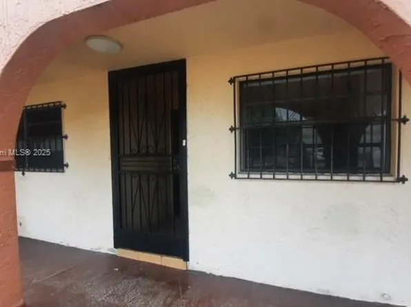 6675 W 4th Ave APT 112, Hialeah, FL 33012