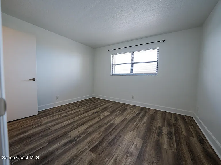 500 Palm Springs Blvd #403 — Photo 28