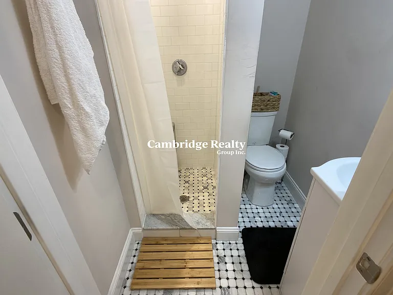 67 Temple St #1T — Photo 21
