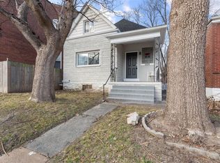 3221 Chippewa St, Saint Louis, MO