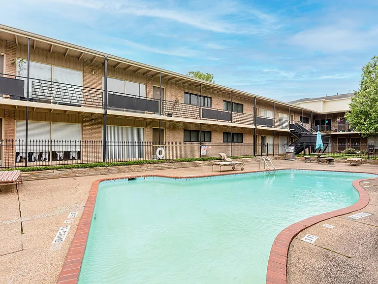 3809 N Braeswood Blvd #9 — Photo 27