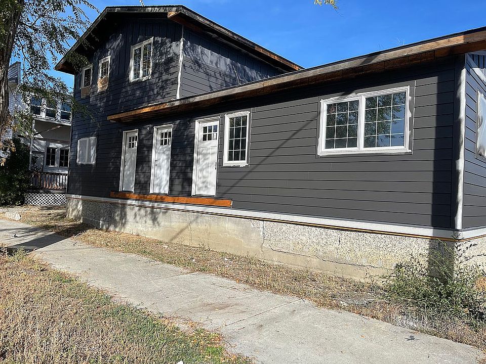 1st image of 513 2nd St W