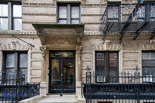 Rented by LC Lemle Real Estate Group | media 23