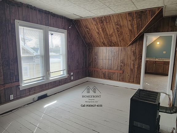 4th image of 1715 Courtney Ln