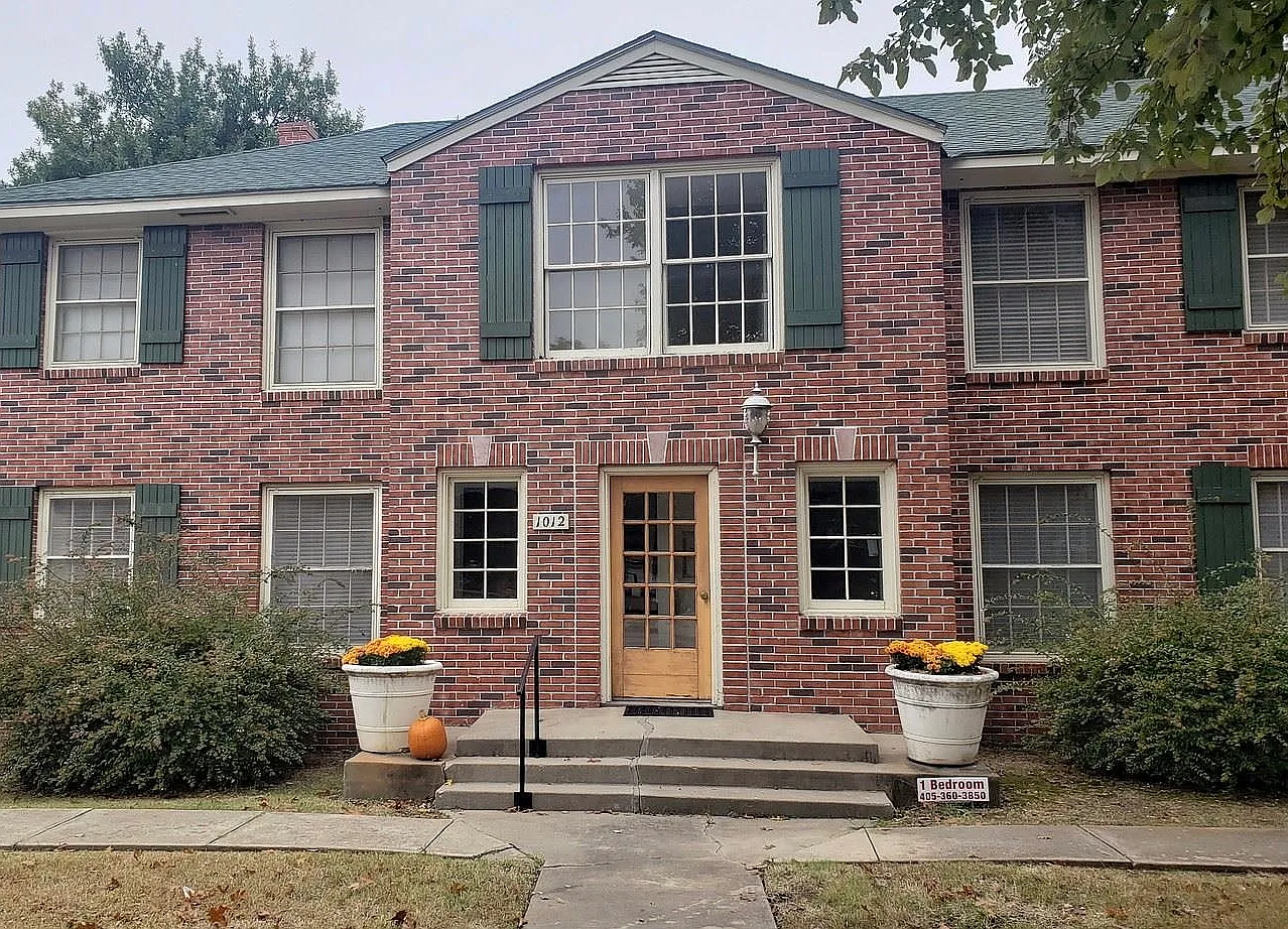 1010 Classen Blvd — Photo 1