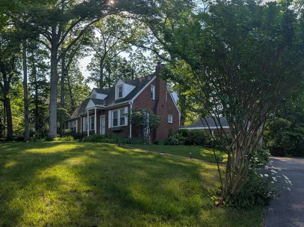 1903 Kirby Rd, Mc Lean, VA 22101