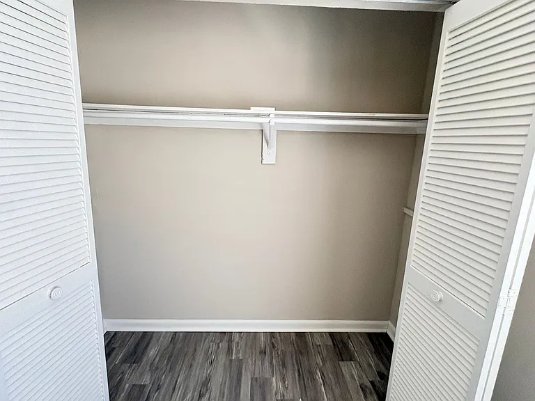 1123 SW 48th Ter #106 — Photo 21