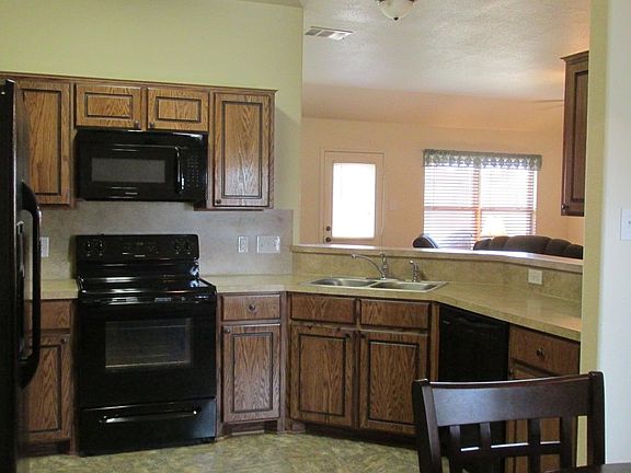 3rd image of 3504 Rock Island St