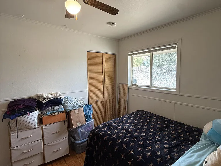 730 34th St — Photo 24