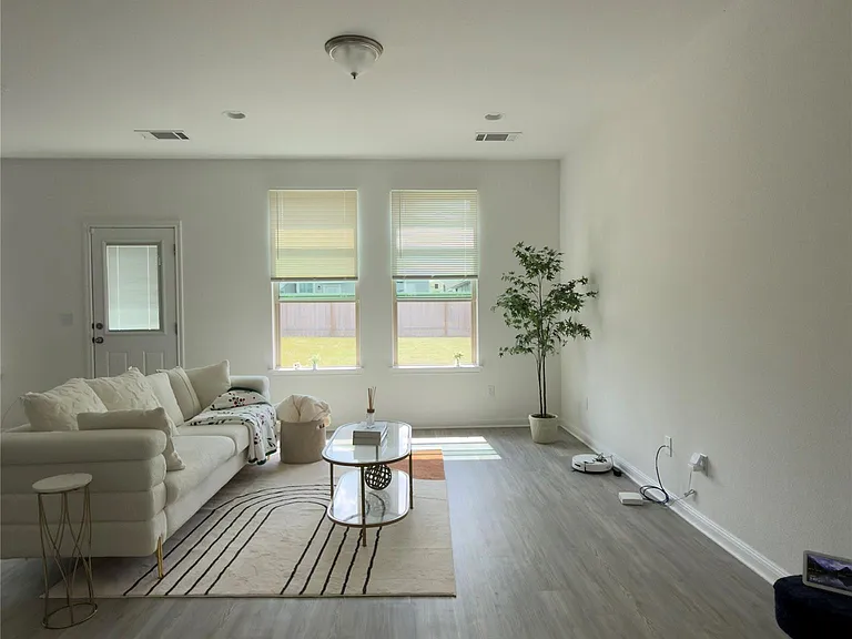 6915 Tiznow Ln — Photo 29