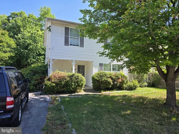 3362 Lox St, Indian Head, MD 20640