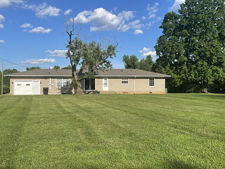 1807 Old Lascassas Rd — Photo 14