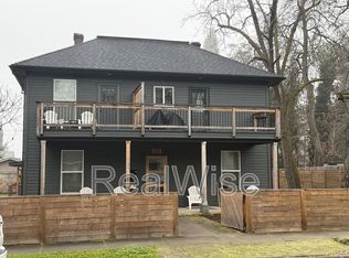 509 NW C St UNIT 3, Grants Pass, OR 97526