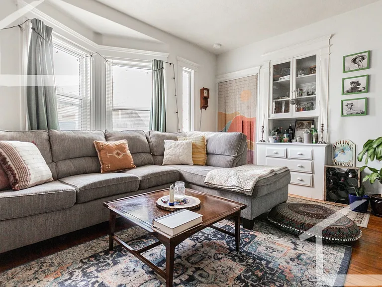 548 Washington St #1 — Photo 7