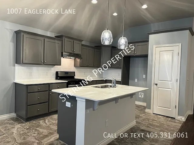 1007 Eaglerock Ln — Photo 15