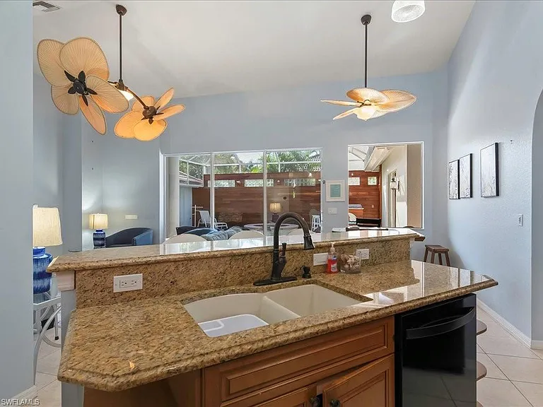 1309 Briarwood Ct — Photo 28