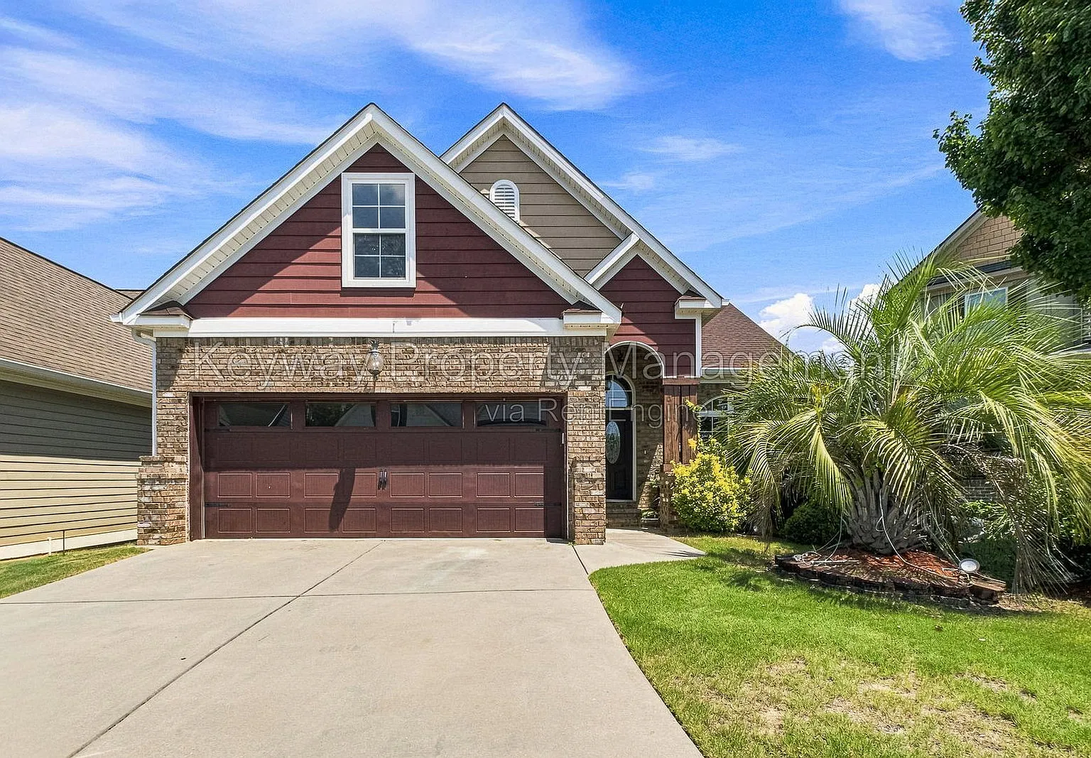 4 bed, 3.0 bath, 3607 sqft, $2,400 — Photo 1