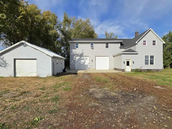 3285 Ford Ave, Woden, IA 50484