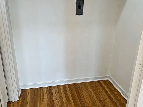 5th image of 1900 Washington St #603