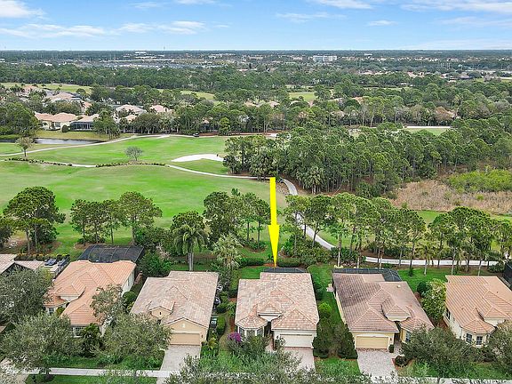 3rd image of 9752 SW Nuova Way