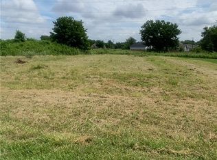 Francis Dr #16, Bella Vista, AR 72715