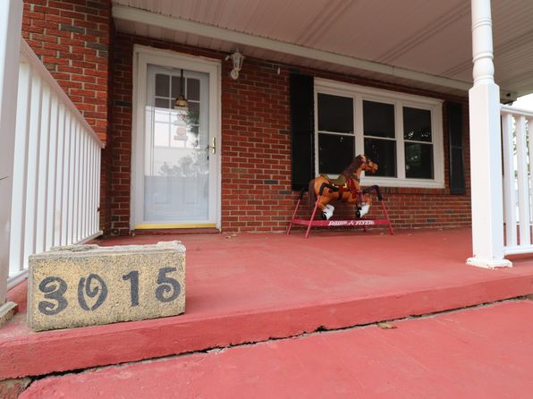 3015 Highland Dr