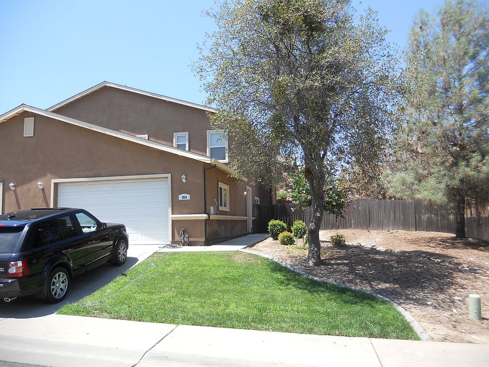1st image of 3064 Courtside Dr #B