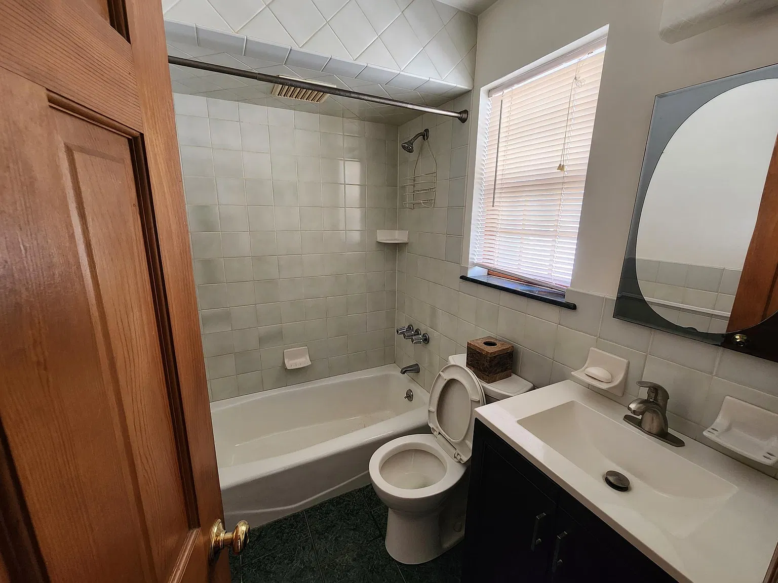 2 bed, 1000 sqft, $2,800 — Photo 3