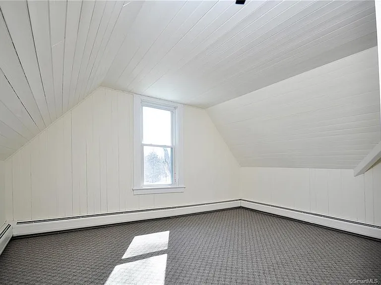 387 South St — Photo 17