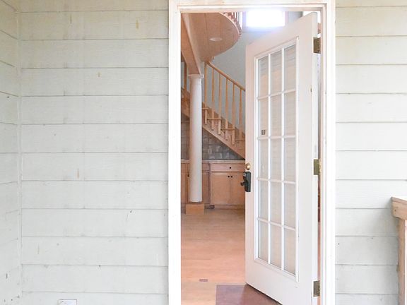 2nd image of 1154 Cottage Rd Unit 2