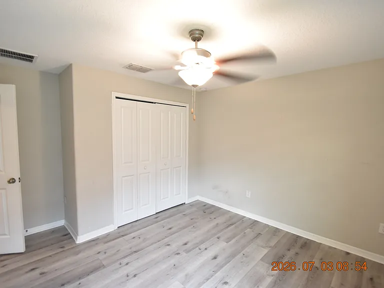 3507 N Maryland Ave — Photo 43