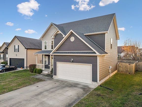 3rd image of 3738 Silver Fox Ct