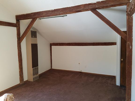 3rd image of 341 Meadow Ln #Barn