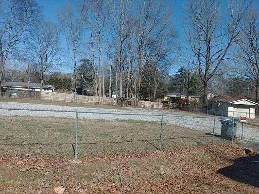 Building Photo - 109 Waters Cir