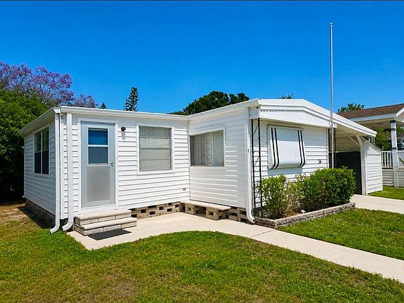 3rd image of 601 Starkey Rd #36