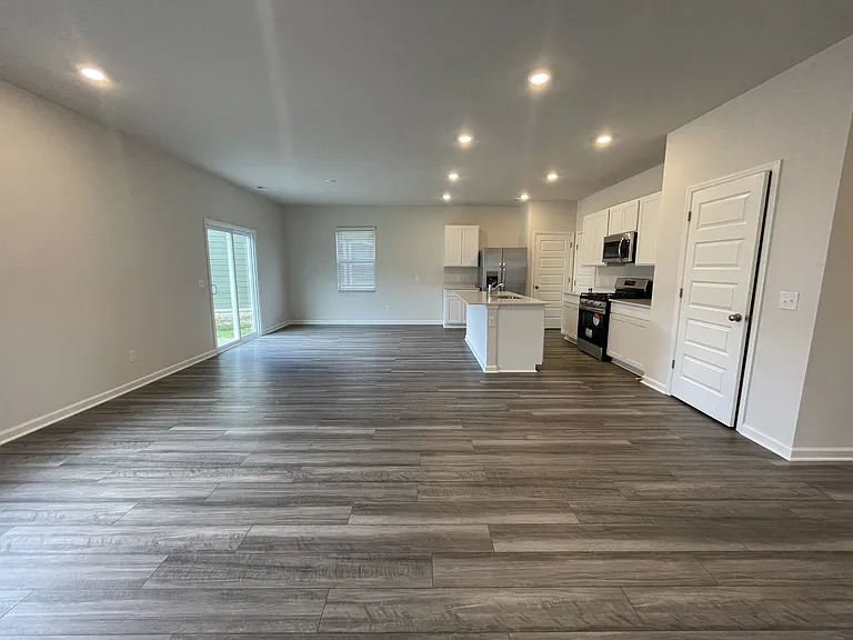 3117 Lyman Ridge Rd — Photo 6
