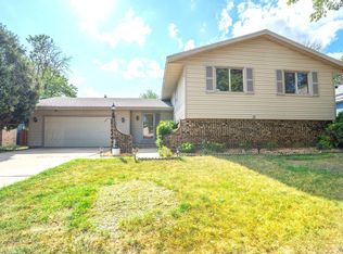 7857 Idaho Ave N, Brooklyn Park, MN 55445
