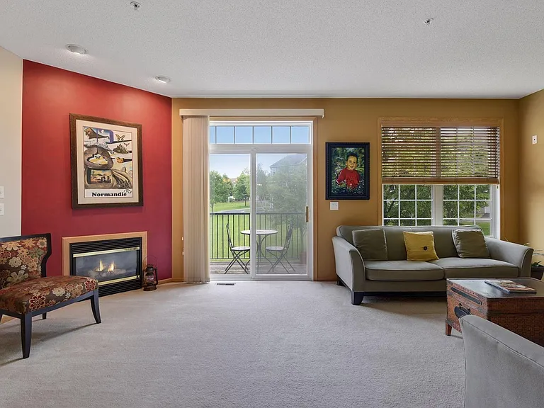 15544 Lilac Dr — Photo 31