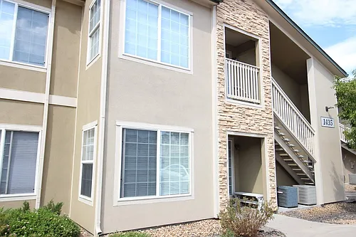 1435 S Galena Way #104 Photo 1