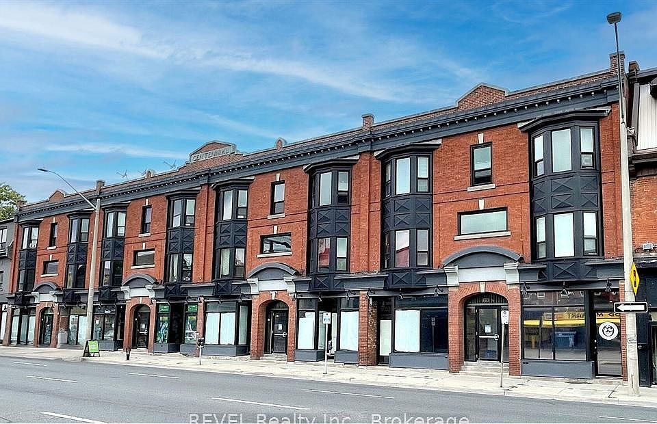 1st image of 471.5 King St E #12