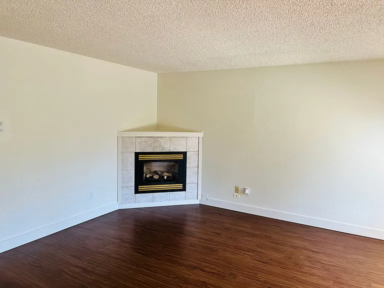 Sellwood Cool, Clean and Crisp — Photo 6