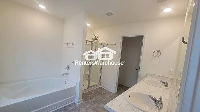 11899 Conrad Cir — Photo 16