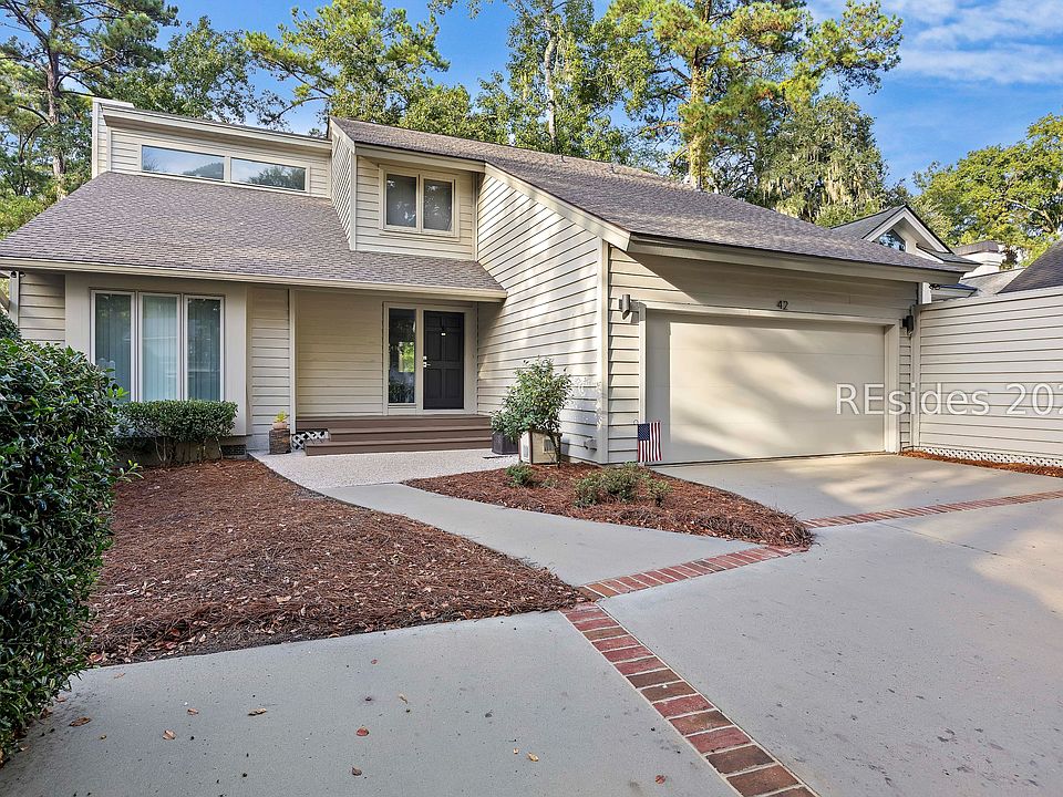 1st image of 42 Wax Myrtle Court