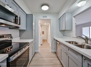240 S Old Litchfield Rd UNIT 207, Litchfield Park, AZ 85340