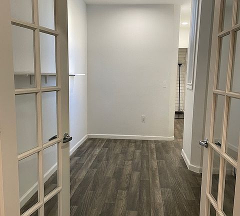 5th image of 497 W Side Ave Unit 2R