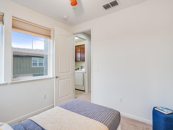 5th image of 3220 Yucca Ave Unit 1