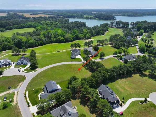 407 Arnies Loop, Cape Charles, VA 23310